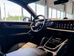 Интерьер Porsche Cayenne Coupe