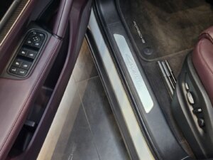 Интерьер Porsche Cayenne