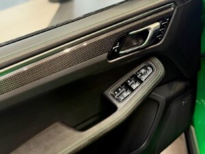 Интерьер Porsche Macan GTS