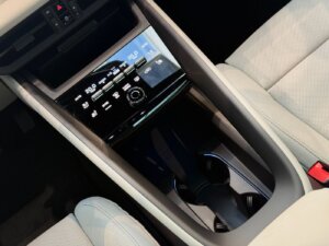 Интерьер Porsche Macan 4